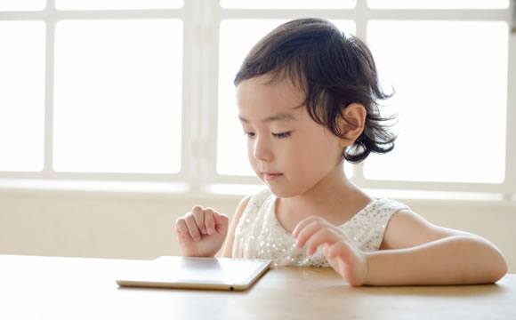 幼児向けタブレット学習・タブレット教材・画像